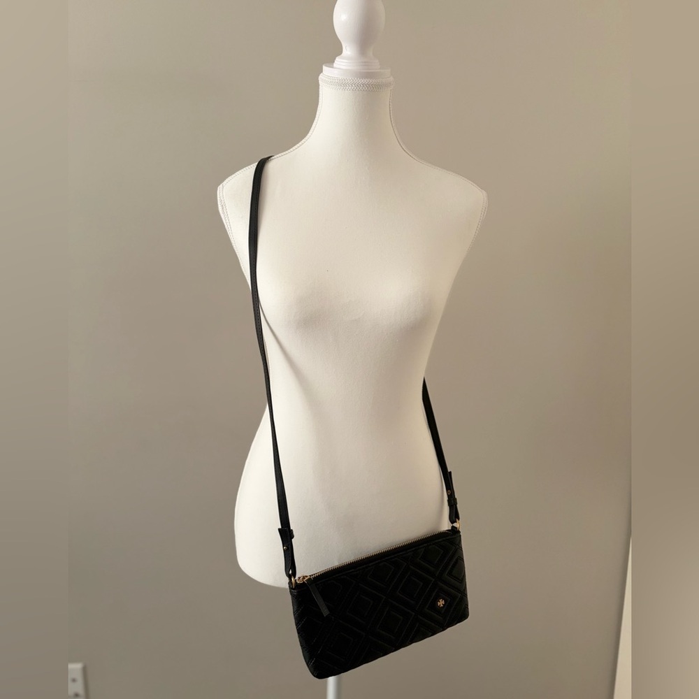 Tory Burch Kira Chevron Slim Crossbody Bag – Black Quilted Leather - Picture 5 of 10